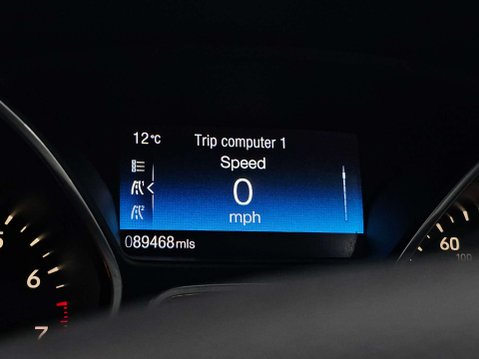 Ford Focus 1.0 Titanium 5dr 51