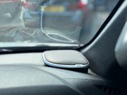 Toyota Hilux 2.8 D-4D Invincible X Pickup Double Cab 4dr Diesel Auto 4WD Euro 6 (204 ps) 28