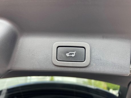 Jaguar F-Pace 2.0 D240 R-Sport Auto AWD Euro 6 (s/s) 5dr 42