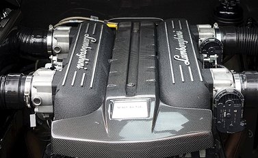 Lamborghini Murcielago LP 670-4 SV 18