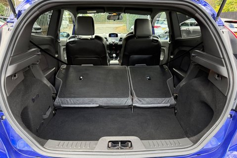 Ford Fiesta ST-2 - 8 SERVICES -NEW MOT -HEATED SEATS -KEYLESS -JUST SERVICED 44