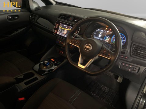 Nissan LEAF 39kWh N-Connecta Hatchback 5dr Electric Auto (150 ps) Cruise Control - DAB 12
