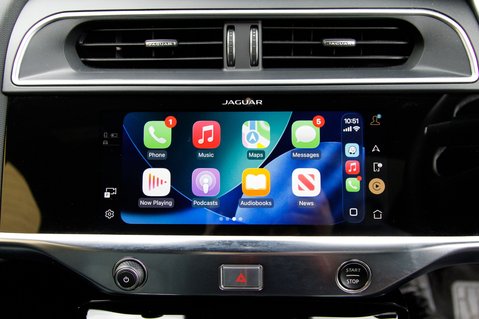 Jaguar I-Pace BLACK 34