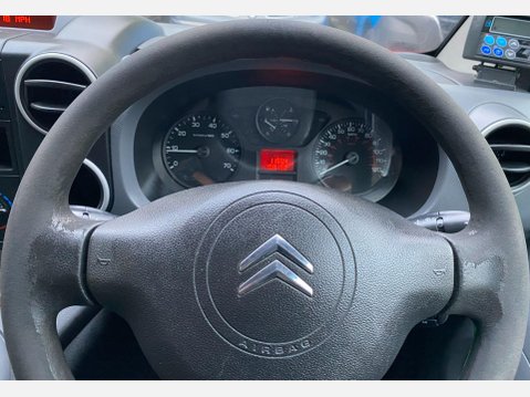 Citroen Berlingo 1.6 625 16v LX Temperature Controlled 5dr Petrol Manual L1 (155 g/km, 95 bh 28