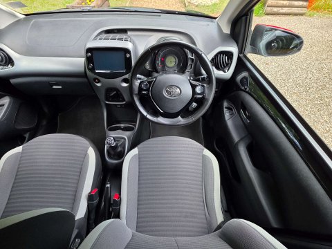 Toyota Aygo 1.0 Aygo X-Trend VVT-i 5dr 25