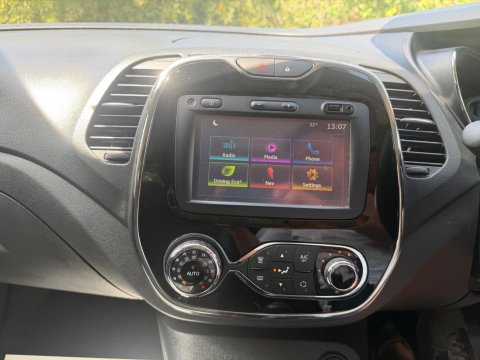 Renault Captur 0.9 TCe ENERGY Dynamique Nav Euro 6 (s/s) 5dr 29