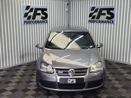 Volkswagen Golf 3.2 Golf R32 4WD 3dr 10