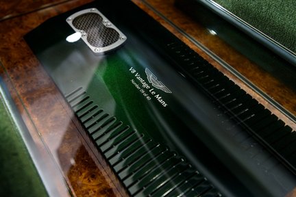 Aston Martin V8 Vantage V600 Le Mans 52