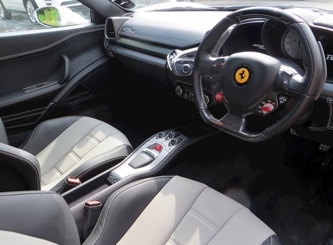 Ferrari 458 Italia 10