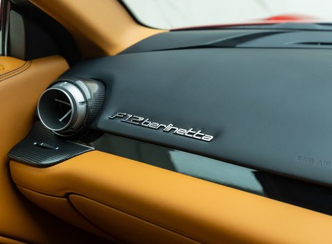 Ferrari F12 Berlinetta 20