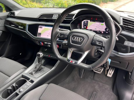 Audi Q3 1.5 TFSI CoD 35 Black Edition Sportback S Tronic Euro 6 (s/s) 5dr 25
