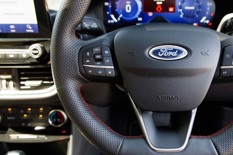 Ford Puma ST-LINE MHEV 17