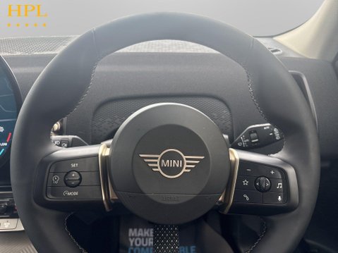 Mini Countryman 1.5C MHEV Classic SUV 5dr Petrol Hybrid Auto Euro 6 (s/s) (170 ps) 13