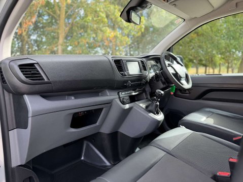 Peugeot Expert 2.0 Expert Professional Standard Blue HDi 2