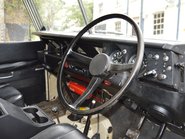 Land Rover 88 Series III SUV 17