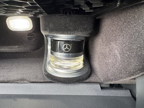 Mercedes-Benz GLE GLE 300D 4Matic AMG Line Premium Plus Auto Diesel 7 SEATER/PAN ROOF/360 CAM 24