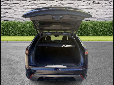 Land Rover Range Rover Velar 2.0 Range Rover Velar R-Dynamic SE D MHEV Auto 4WD 5dr 15