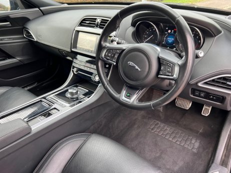 Jaguar XE 2.0i GPF R-Sport Auto Euro 6 (s/s) 4dr 64
