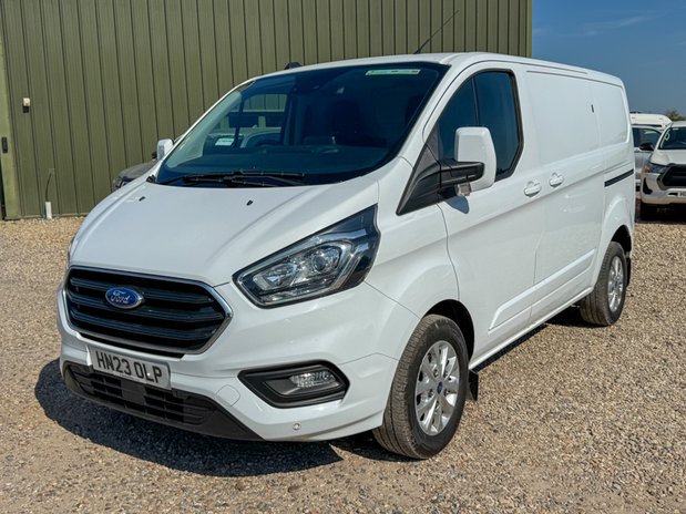 Ford Transit Custom SWB L1H1 [SOLD MT] Low Roof Limited 280 Air Con Alloys Camera Sensors EURO 2