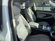 Land Rover Range Rover Evoque SE MHEV 24