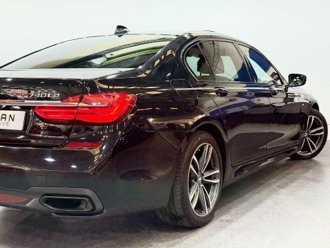 BMW 7 Series 3.0 740Ld M Sport Saloon 4dr Diesel Auto xDrive Euro 6 (s/s) (320 ps) 24