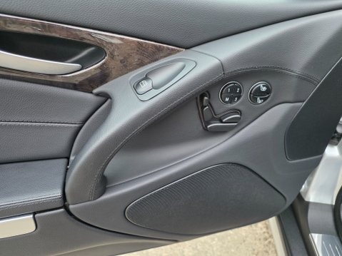 Mercedes-Benz SL 350 Auto v6 3.5 9