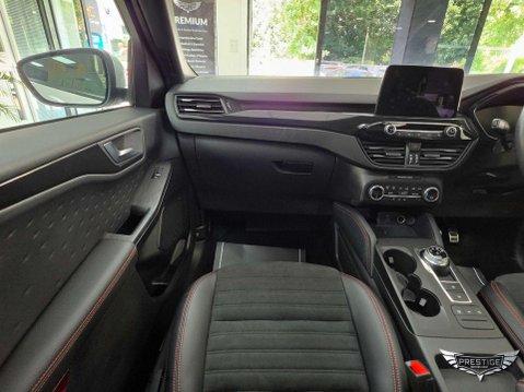 Ford Kuga 2.5 EcoBoost Duratec 14.4kWh ST-Line X CVT Euro 6 (s/s) 5dr 62
