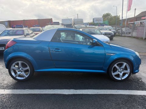 Vauxhall Tigra 1.4 Tigra Exclusive 2dr 28