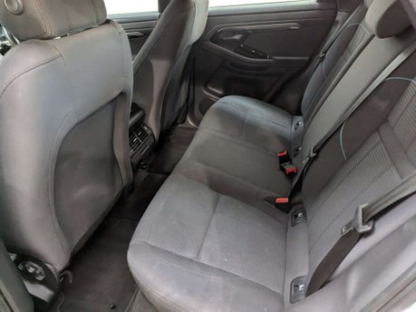 Land Rover Range Rover Evoque 2.0 Range Rover Evoque R-Dynamic D 4x2 5dr 57