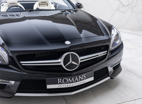 Mercedes-Benz SL Class SL63 AMG 40