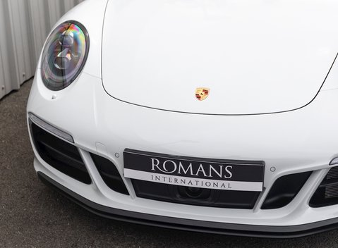 Porsche 911 Carrera 4 GTS (991.2) 26