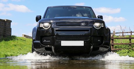 Land Rover Defender 110