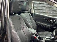 Nissan Qashqai 1.6 Qashqai Tekna dCi CVT 5dr 22