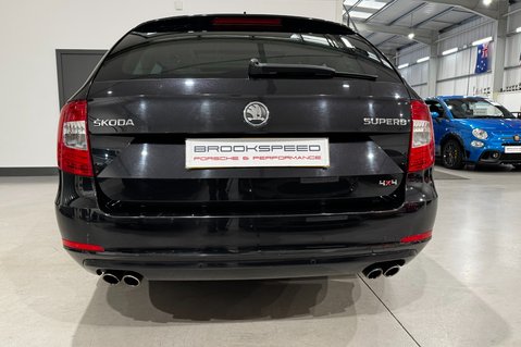 Skoda Superb LAURIN AND KLEMENT V6 DSG 8