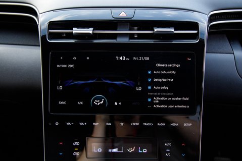 Hyundai TUCSON T-GDI SE CONNECT 26