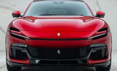 Ferrari Purosangue V12 5