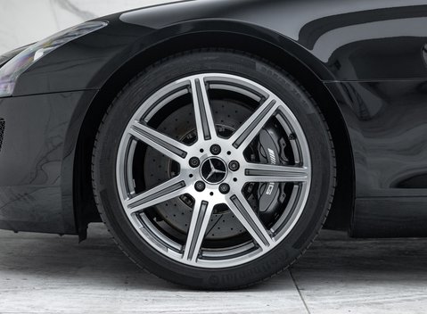 Mercedes-Benz SLS AMG 36