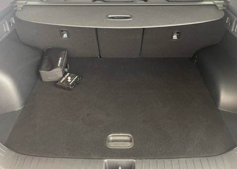 Kia Sportage 1.6 T-GDi HEV PURE 13