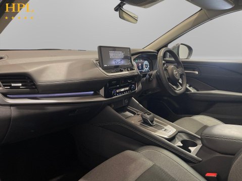 Nissan Qashqai 1.3 DIG-T MHEV N-Connecta SUV 5dr Petrol Hybrid XTRON Euro 6 (s/s) (158 ps) 15