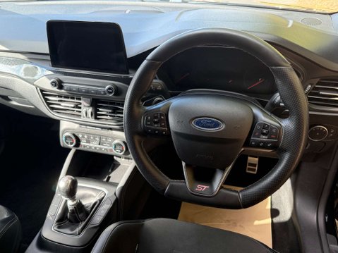Ford Focus 2.3 Focus ST 5dr 19