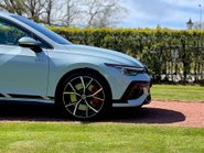 Volkswagen Golf GTI CLUBSPORT TSI DSG 27