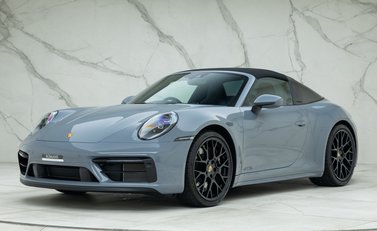 Porsche 911 Targa 4 GTS (992) 2