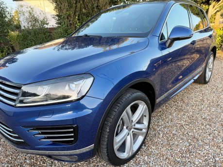 Volkswagen Touareg 3.0 TDI V6 BlueMotion Tech R-Line Plus Tiptronic 4WD Euro 6 (s/s) 5dr 7
