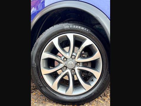 Nissan Juke 1.6 Tekna XTRON Euro 6 5dr 4