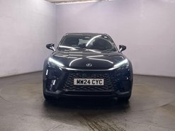 Lexus LBX 1.5 VVT-iE Premium SUV 5dr Petrol Hybrid E-CVT Euro 6 (s/s) (136 ps) Parkin