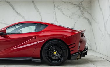 Ferrari 812 Competizione 50