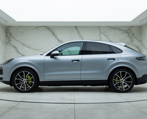 Porsche Cayenne E-Hybrid Coupe
