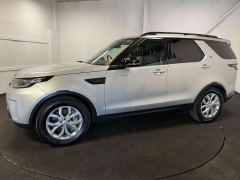 Land Rover Discovery 3.0 Discovery SE SD6 Auto 4WD 2