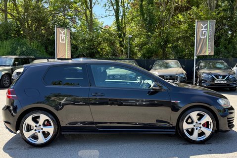 Volkswagen Golf GTI LAUNCH DSG - APPLE CAR PLAY - 2 OWNERS - 9 SERVICES RECORDED 5