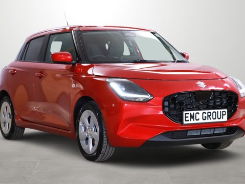 Suzuki Swift 1.2 Mild Hybrid Motion 5dr CVT 1
